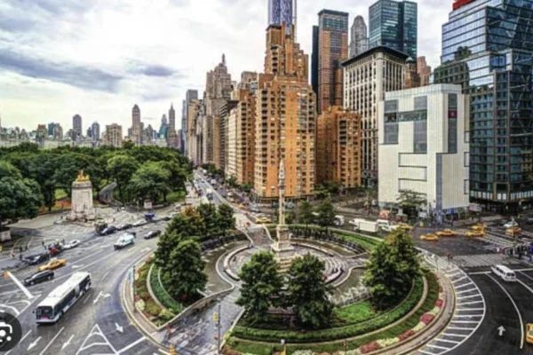 Lavish Columbus Circle Apartment by Central Park & Times Square