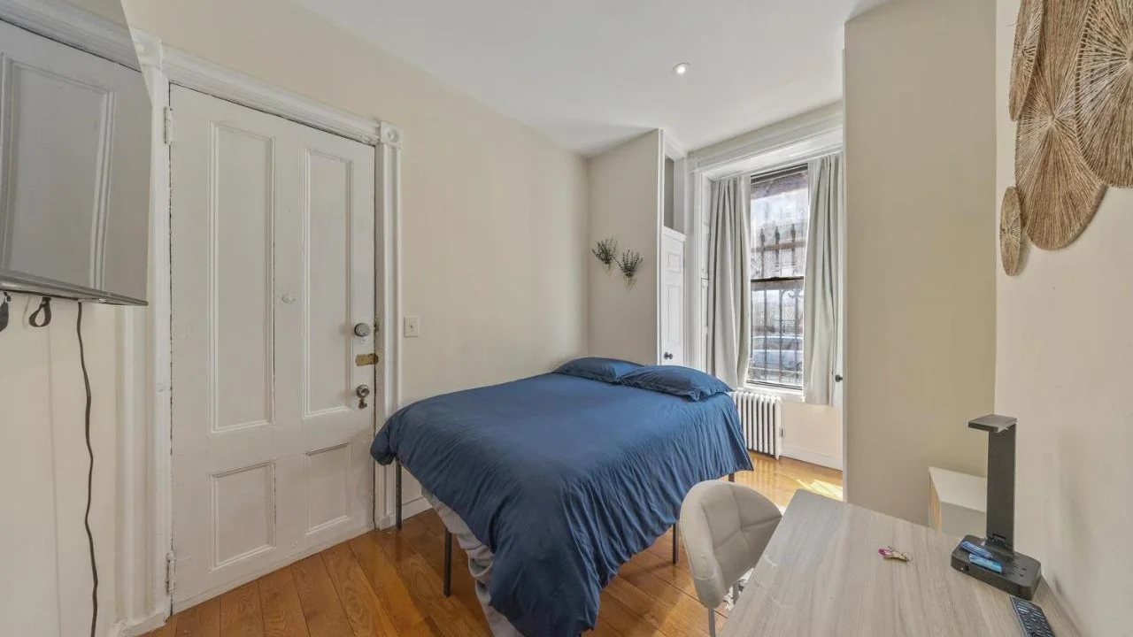 Times Square Retreat with Private Bathroom and Kitchenette