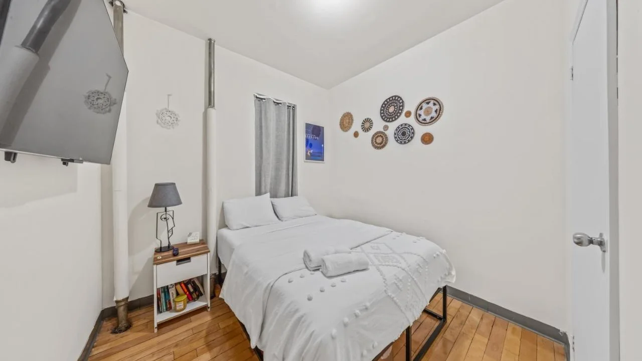 Chic Times Square 1-Bedroom Apartment - Hosts 4