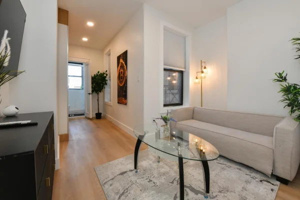 Chic 2BR Stay-Steps From Central Park