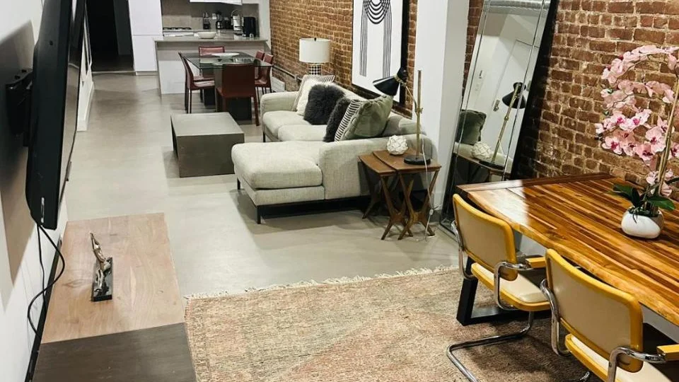 3 bedroom condo in Flatiron
