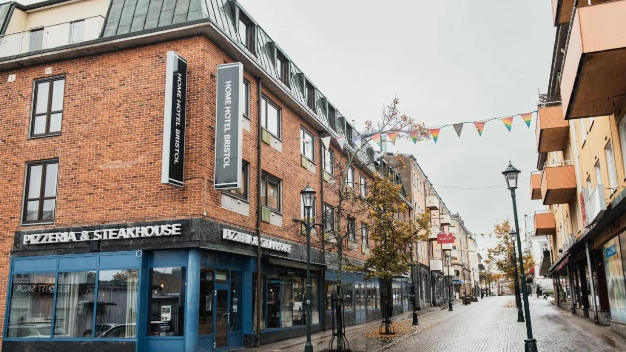 Home Hotel Bristol
