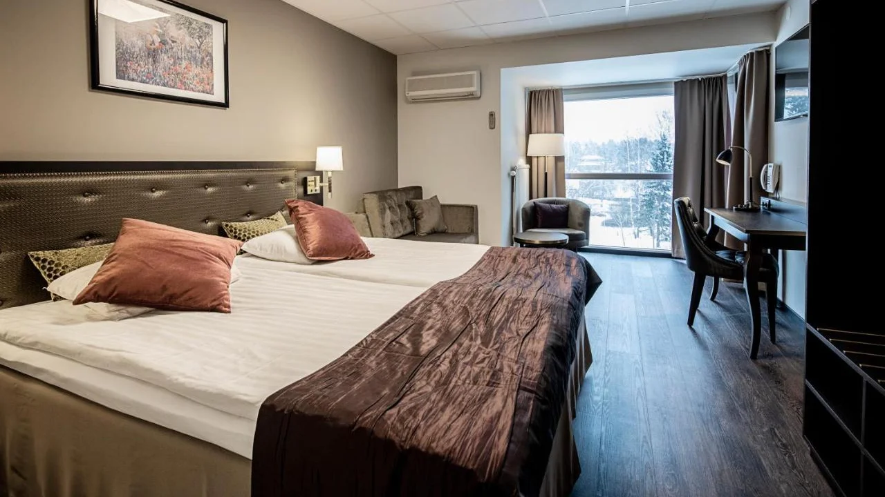 First Hotel Royal