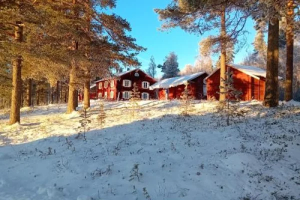 Lantlivlodge i Österjörn - Midgård