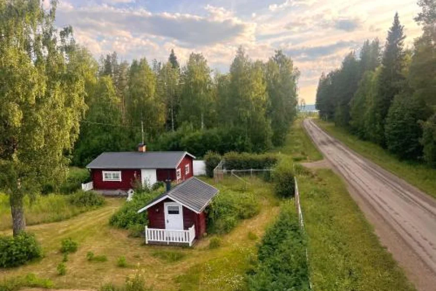 Vintage cabin - Sauna, grill, rural, close to lake & snowmobile trails, skiing