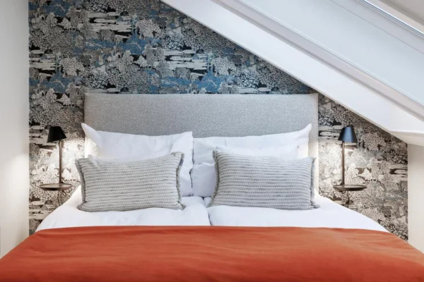 Home Hotel Wellington