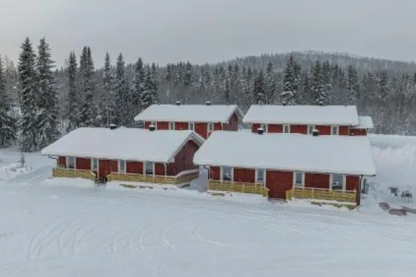 Marsfjäll Mountain Lodge Stugor i Saxnäs