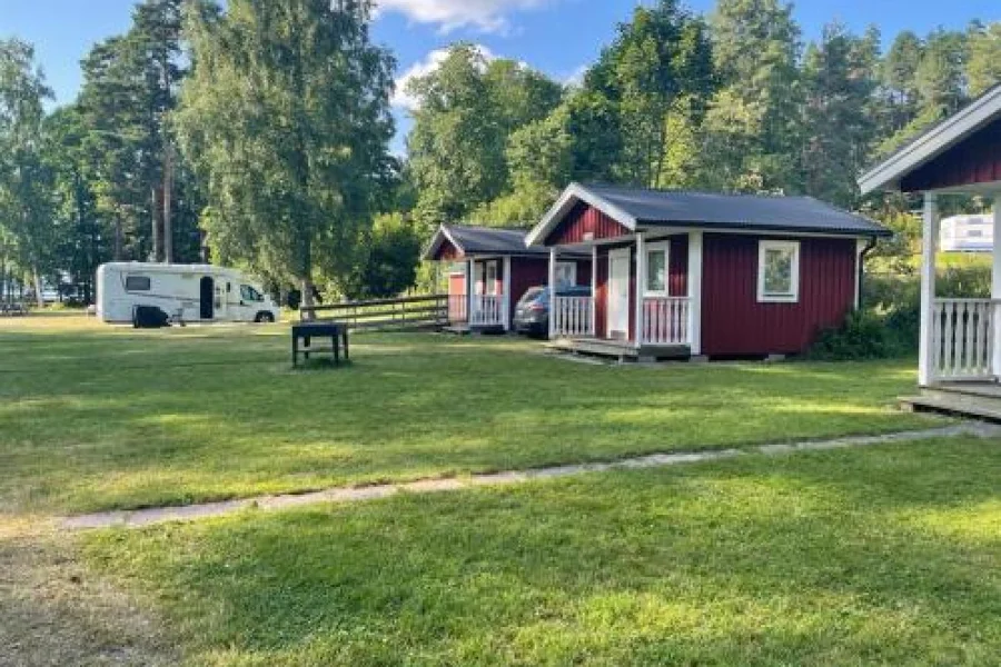 Klämmingsbergsbadets - STUGA ABBORREN